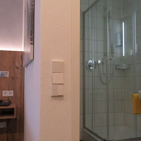 Drei Morgen Hotel