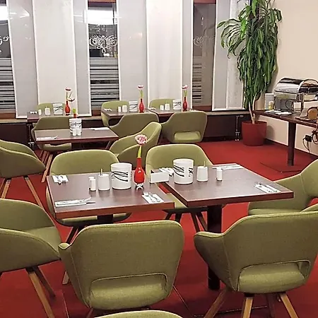 Drei Morgen Hotel